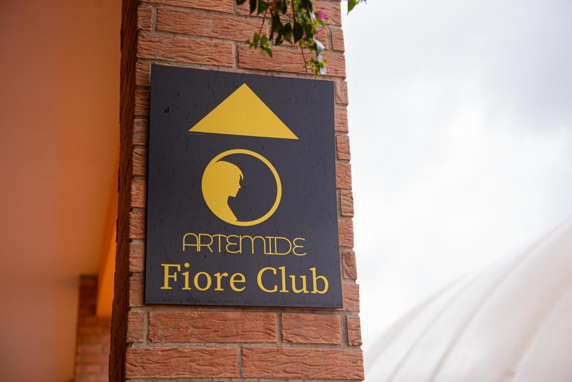 Artemide "Fiore Club" B&B Suite Spa Giffoni Valle Piana Exteriér fotografie